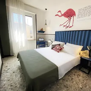 https://yellowsquare-milan.italymilanhotels.net
